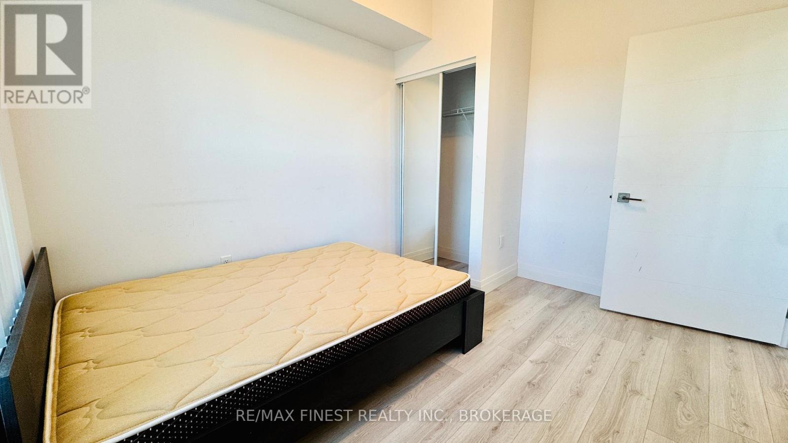 733 - 652 Princess Street, Kingston, Ontario  K7L 1E5 - Photo 14 - X12572356