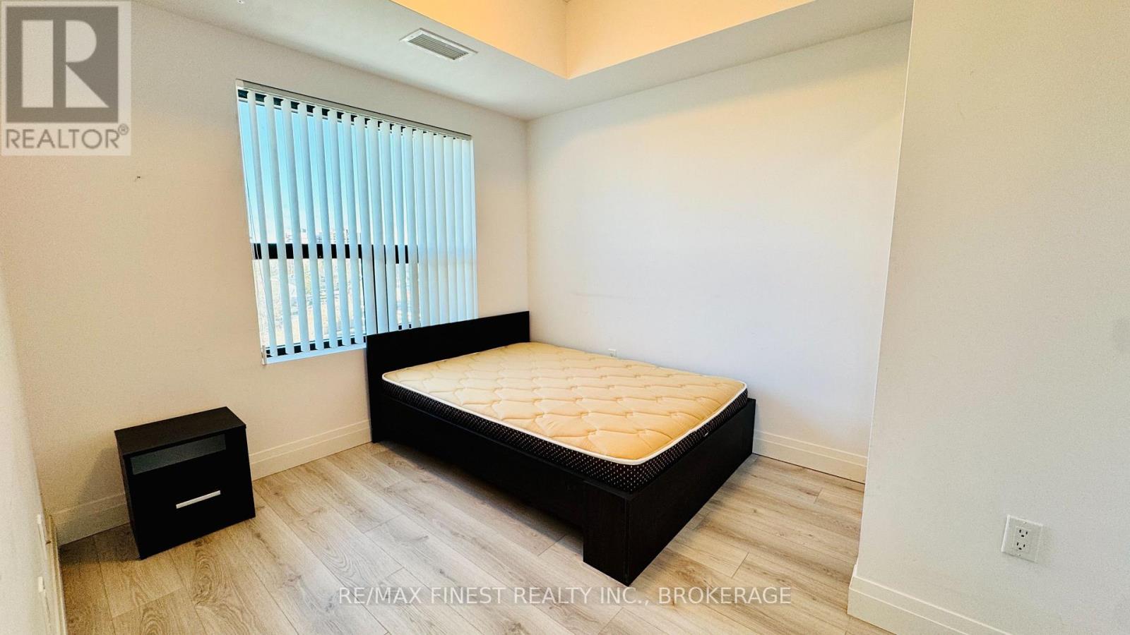 733 - 652 Princess Street, Kingston, Ontario  K7L 1E5 - Photo 15 - X12572356