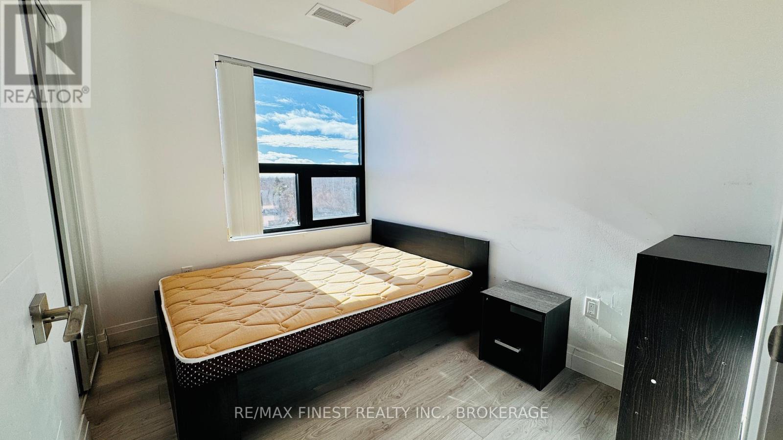 733 - 652 Princess Street, Kingston, Ontario  K7L 1E5 - Photo 16 - X12572356