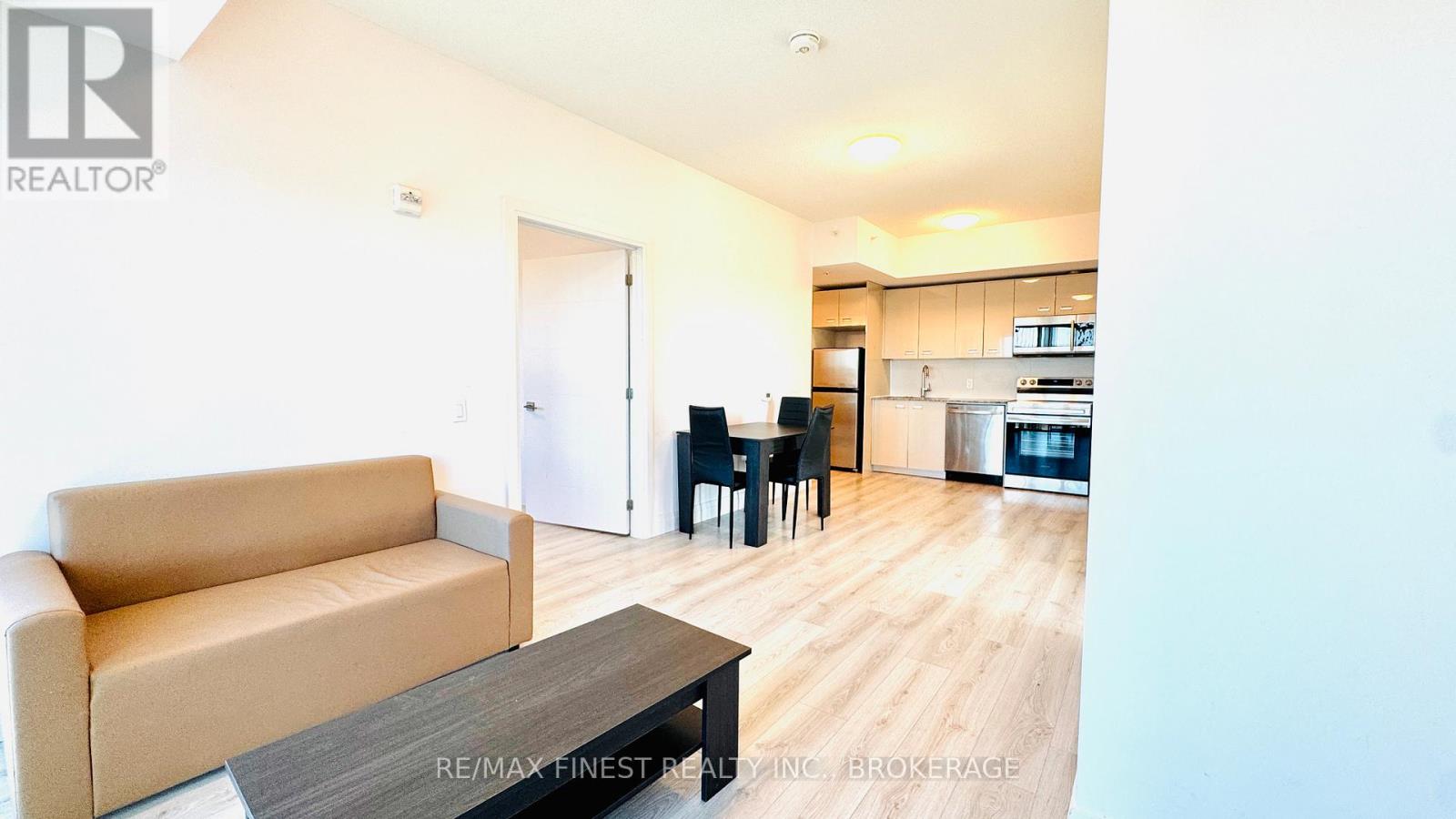 733 - 652 Princess Street, Kingston, Ontario  K7L 1E5 - Photo 9 - X12572356