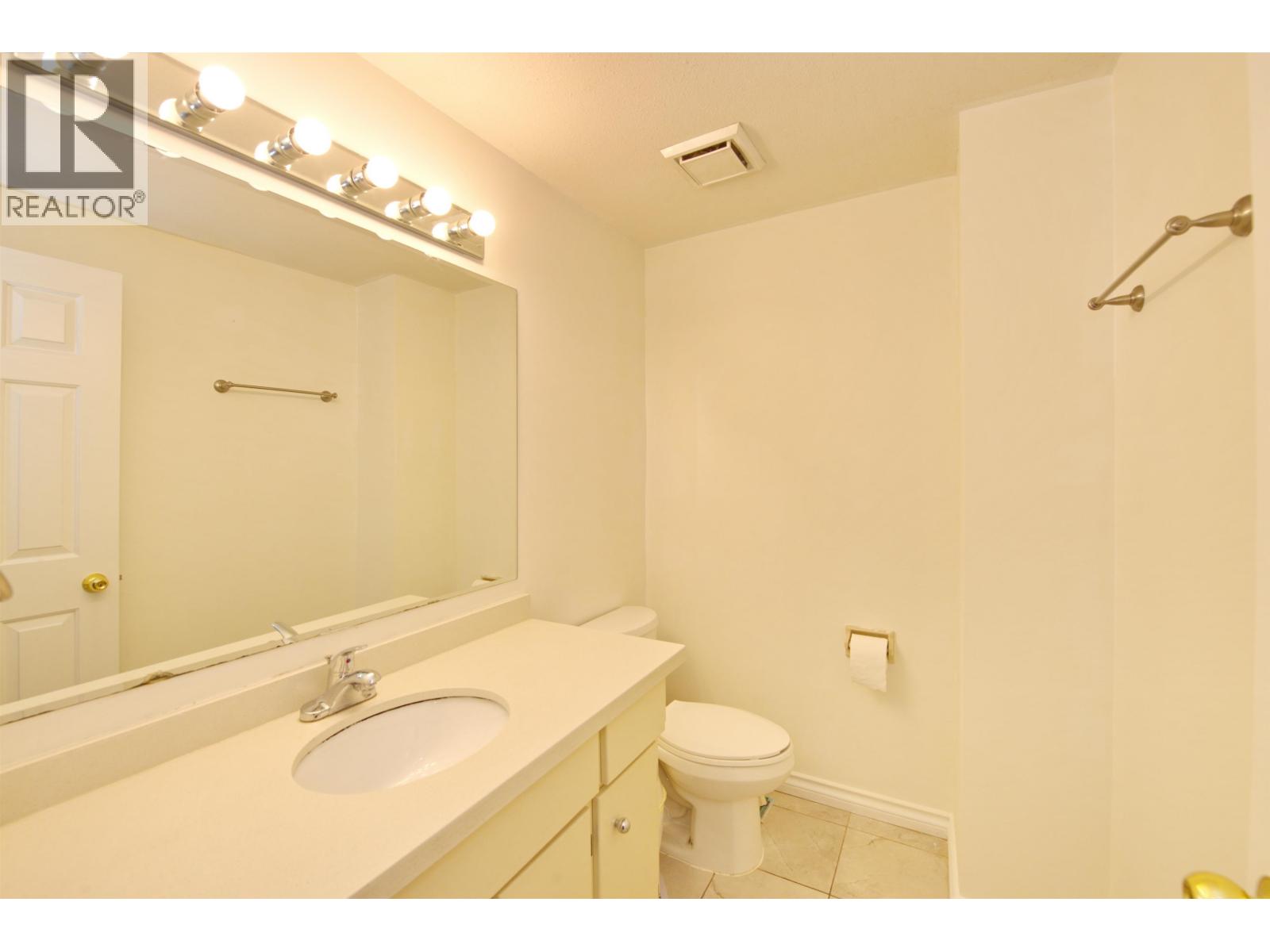 7203 Bridlewood Court, Burnaby, British Columbia  V5A 4A4 - Photo 15 - R3069535