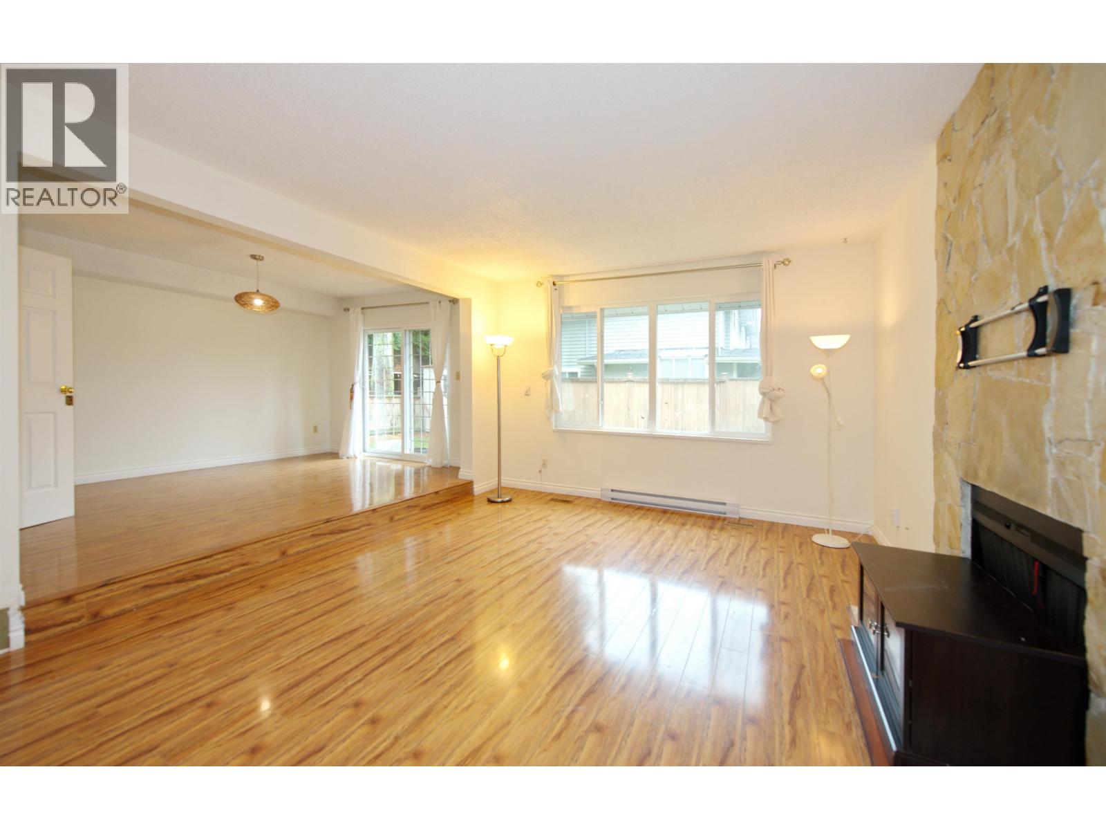 7203 Bridlewood Court, Burnaby, British Columbia  V5A 4A4 - Photo 5 - R3069535