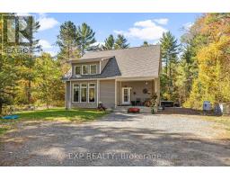 427 PAUGH LAKE ROAD, Madawaska Valley, Ontario