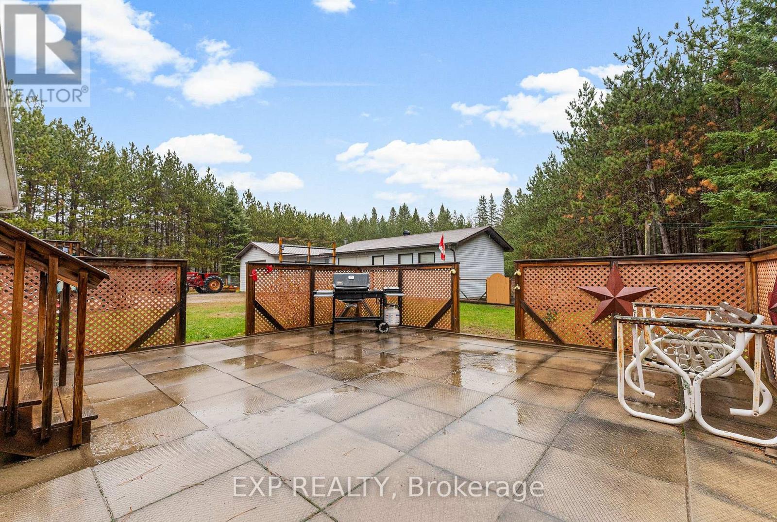 716 Cybulski Road, Madawaska Valley, Ontario  K0J 1B0 - Photo 35 - X12544876