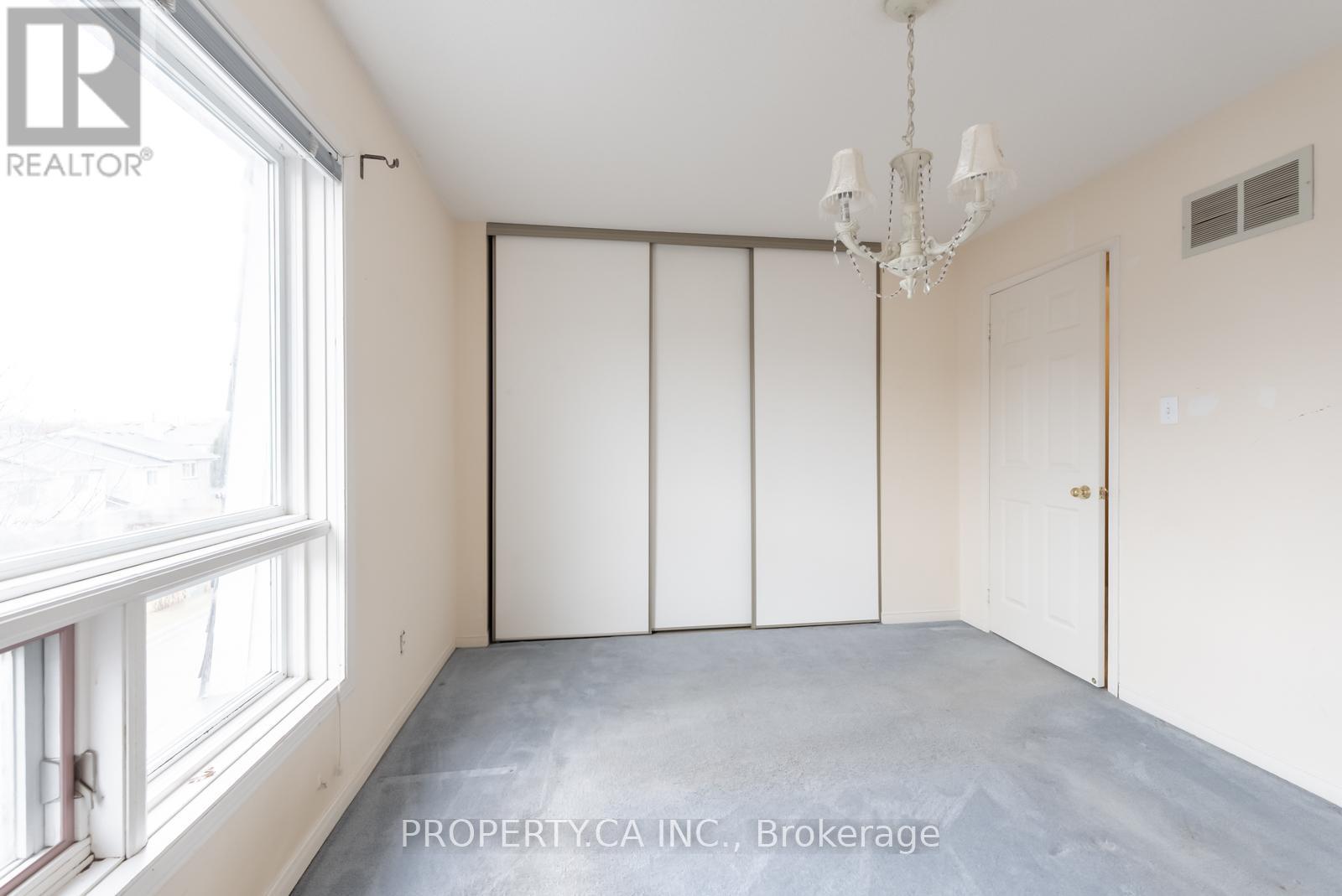 77 William Curtis Circle, Newmarket, Ontario  L3Y 8L7 - Photo 16 - N12533950