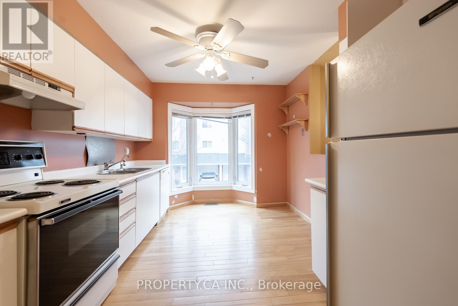 77 William Curtis Circle, Newmarket, Ontario  L3Y 8L7 - Photo 6 - N12533950