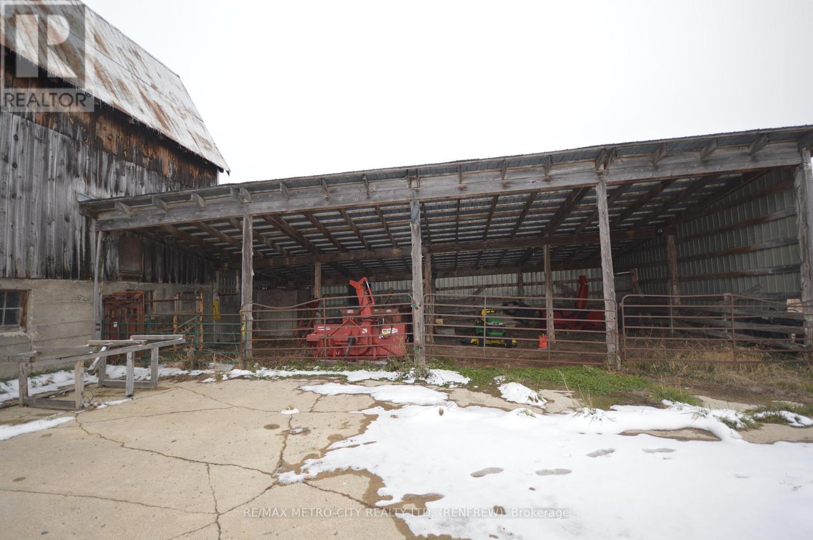 20250 Highway 17 Highway, Whitewater Region, Ontario  K0J 1K0 - Photo 23 - X12572326