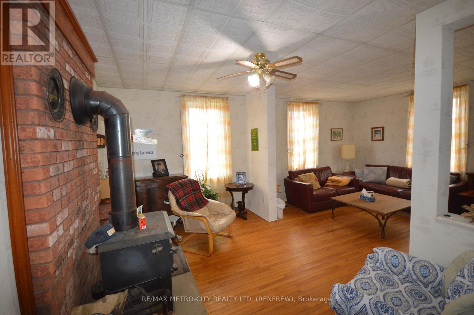 20250 Highway 17 Highway, Whitewater Region, Ontario  K0J 1K0 - Photo 5 - X12572326