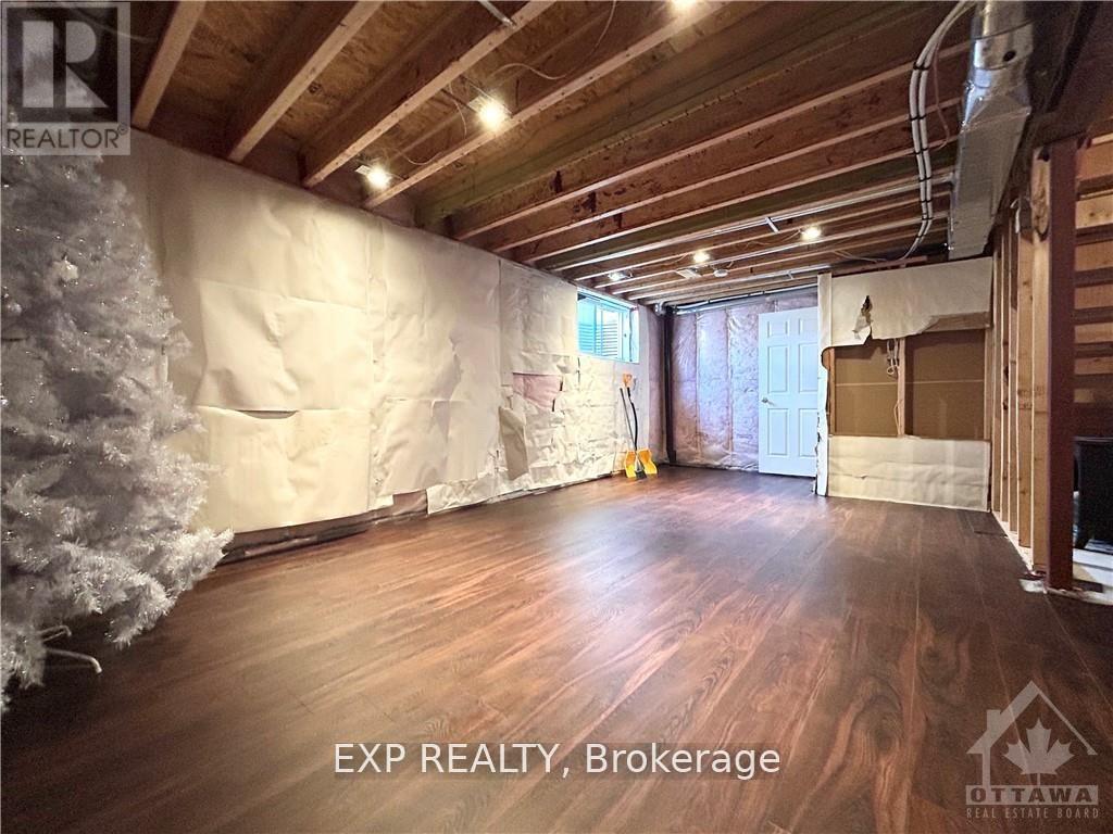 649 Clearbrook Drive, Ottawa, Ontario  K2J 5S1 - Photo 27 - X12572338