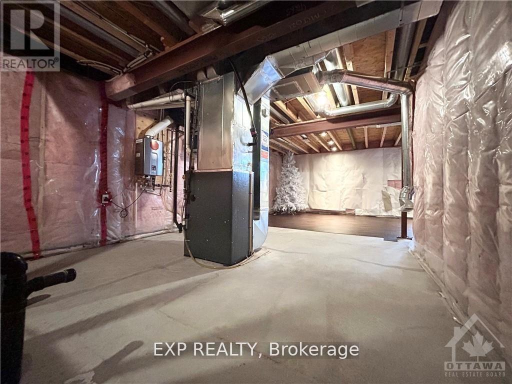 649 Clearbrook Drive, Ottawa, Ontario  K2J 5S1 - Photo 29 - X12572338