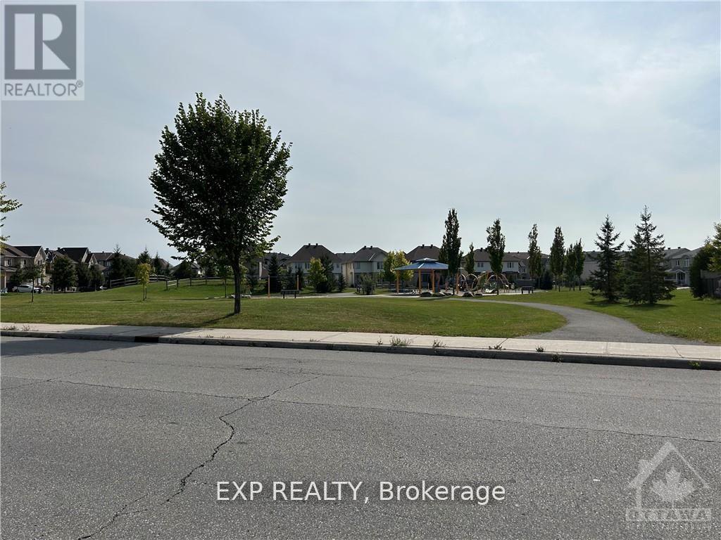 649 Clearbrook Drive, Ottawa, Ontario  K2J 5S1 - Photo 30 - X12572338