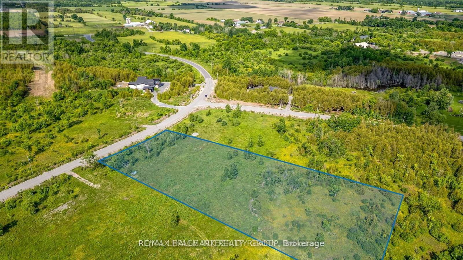 7891 Iveson Drive, Ottawa, Ontario  K0A 2P0 - Photo 2 - X12572350