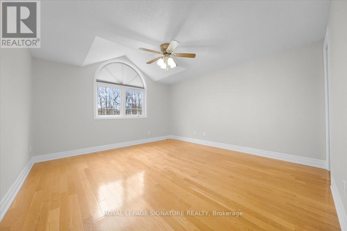 69 Candle Crescent, Kitchener, Ontario  N2P 2K8 - Photo 13 - X12572192