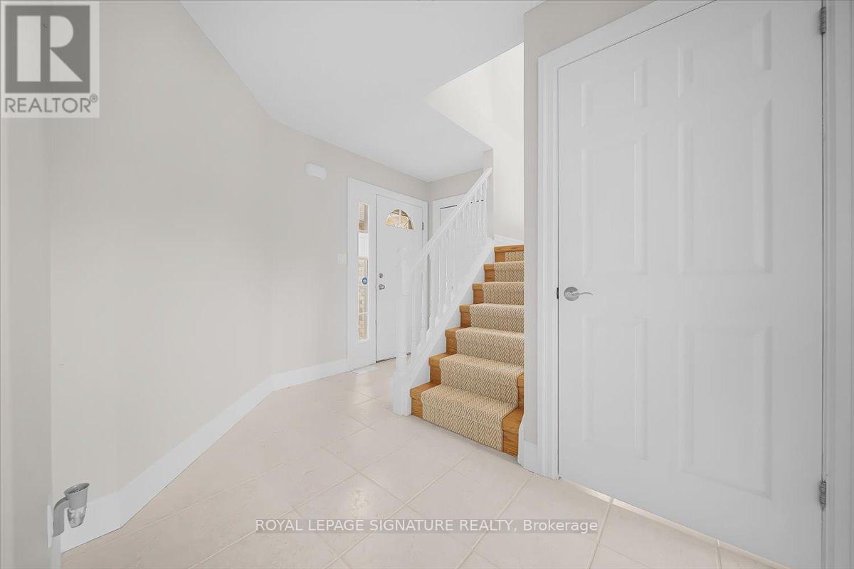 69 Candle Crescent, Kitchener, Ontario  N2P 2K8 - Photo 2 - X12572192