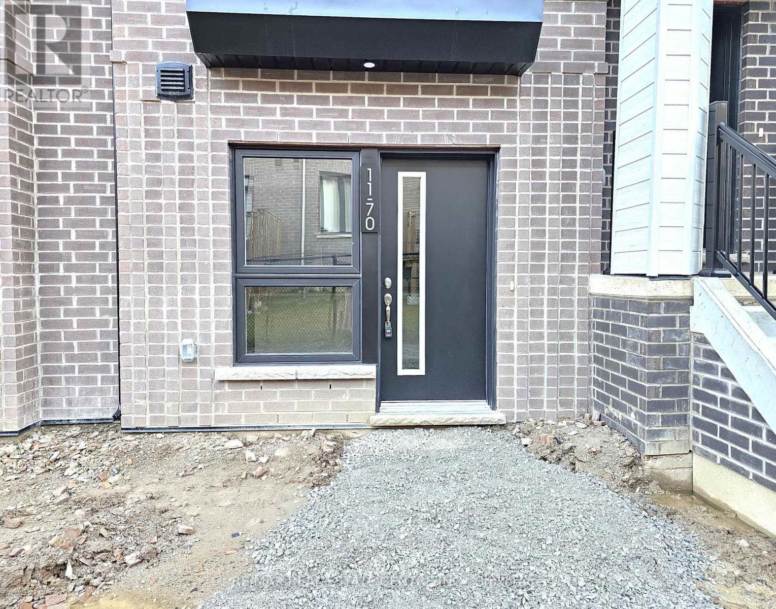 11 - 70 Kenesky Drive, Hamilton, Ontario  L8B 1Y4 - Photo 5 - X12572254