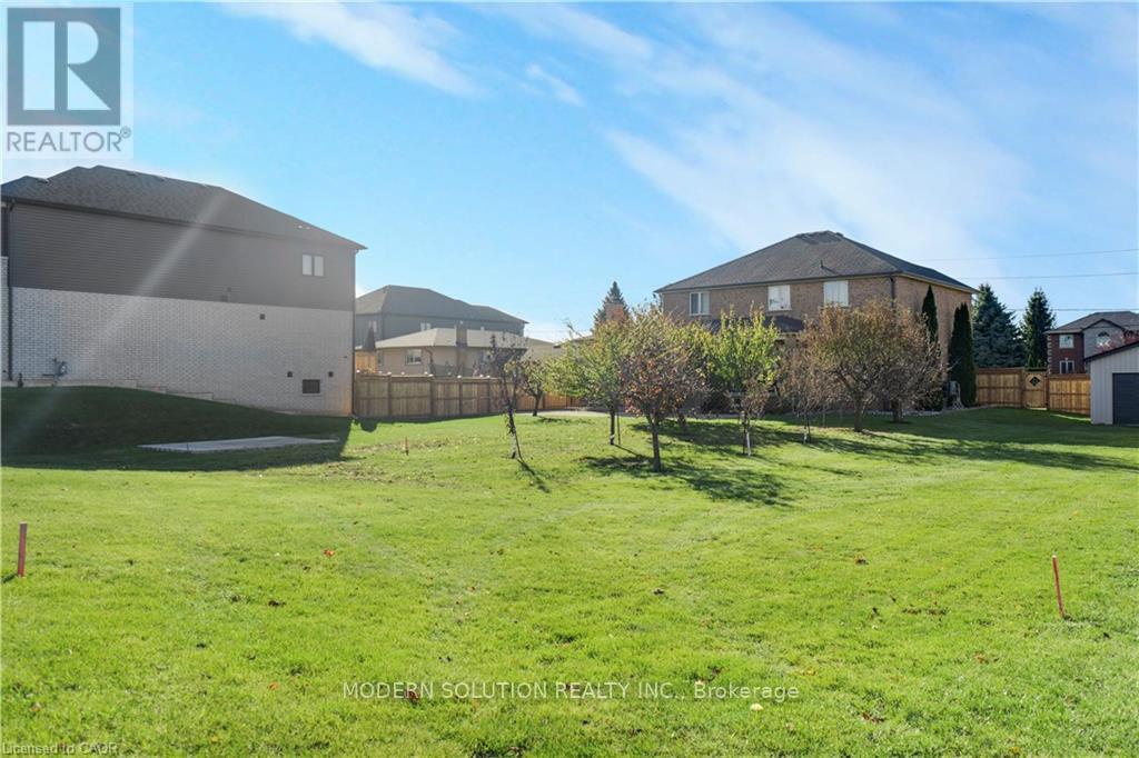 Lot 2 - 343 Springbrook Avenue, Hamilton, Ontario  L9G 3K9 - Photo 12 - X12572284