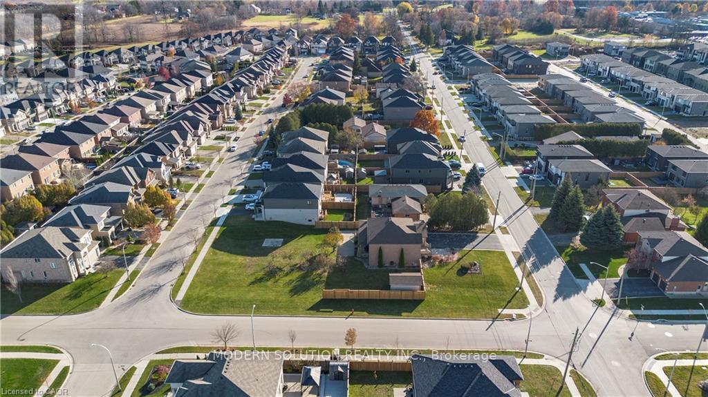 Lot 2 - 343 Springbrook Avenue, Hamilton, Ontario  L9G 3K9 - Photo 13 - X12572284