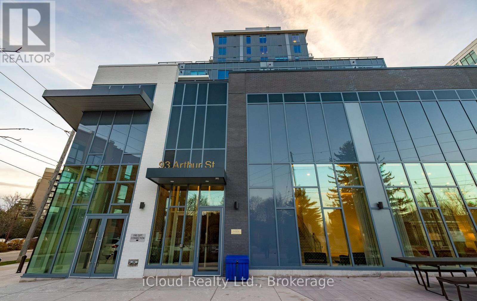 1302 - 93 Arthur Street S, Guelph, Ontario  N1E 0T3 - Photo 3 - X12572292