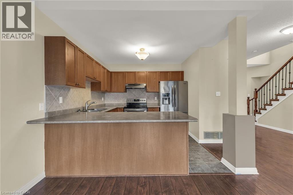 150 Benziger Lane, Stoney Creek, Ontario  L8E 6G6 - Photo 10 - 40790101