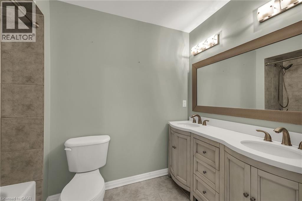 150 Benziger Lane, Stoney Creek, Ontario  L8E 6G6 - Photo 19 - 40790101