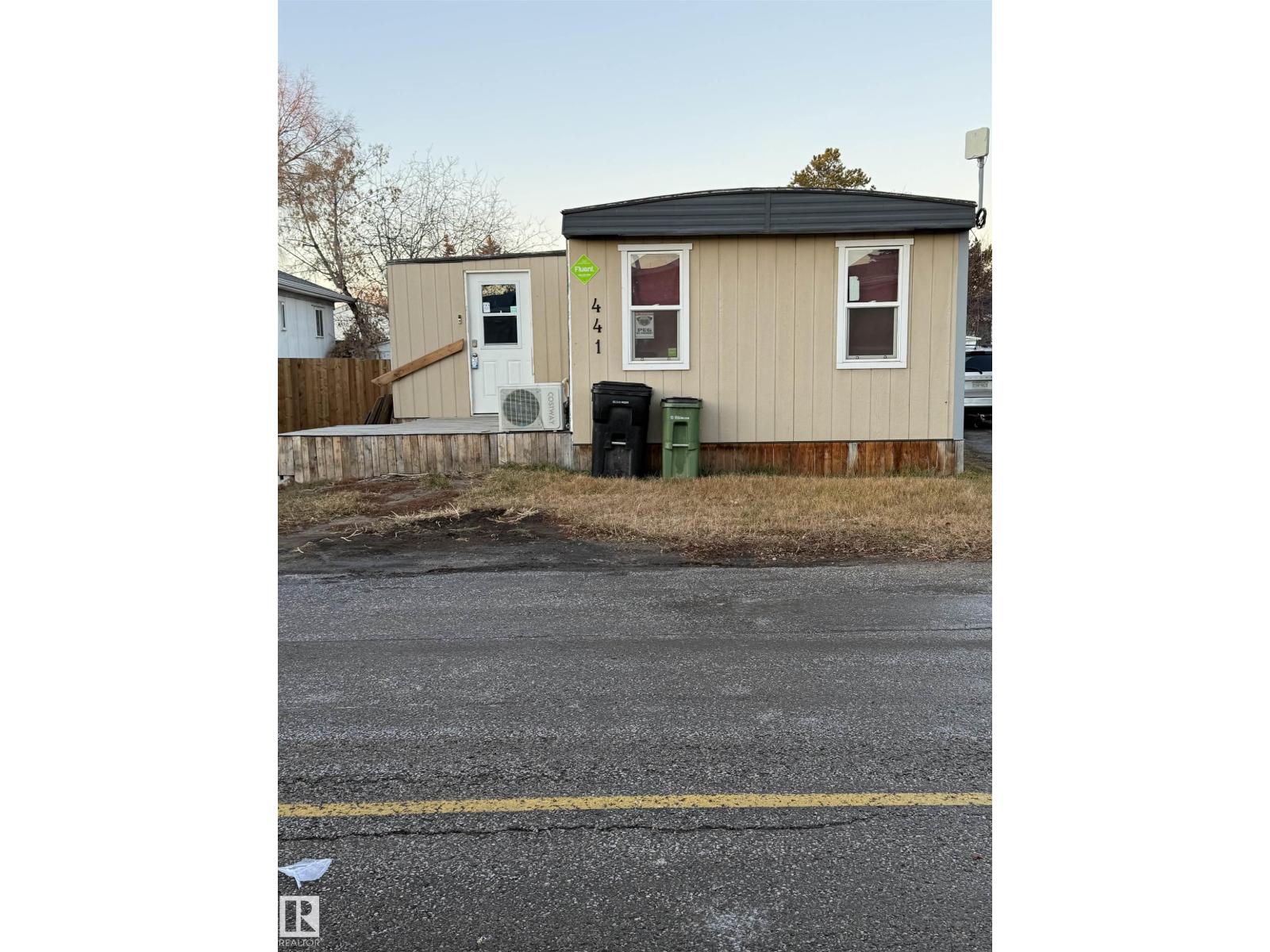 441 Westview Cl Nw Nw, Edmonton, Alberta  T5S 1T6 - Photo 1 - E4466569