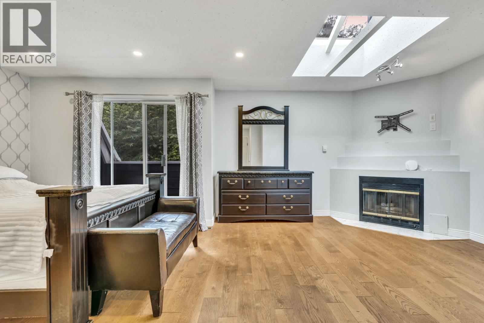 5853 Grousewoods Crescent, North Vancouver, British Columbia  V7R 4V3 - Photo 10 - R3069554