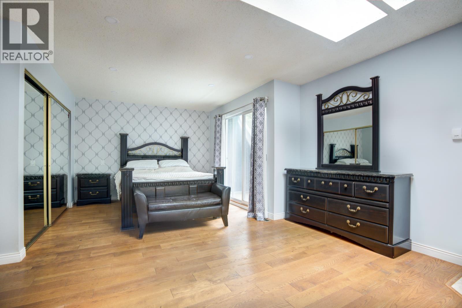 5853 Grousewoods Crescent, North Vancouver, British Columbia  V7R 4V3 - Photo 12 - R3069554