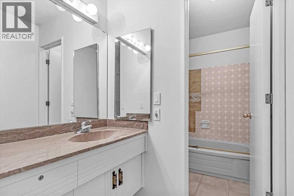 24, 1815 Varsity Estates Drive Nw, Calgary, Alberta  T3B 3Y7 - Photo 27 - A2267268