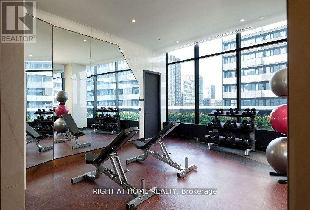 1610 - 470 Front Street W, Toronto, Ontario  M5V 0V6 - Photo 7 - C12572370