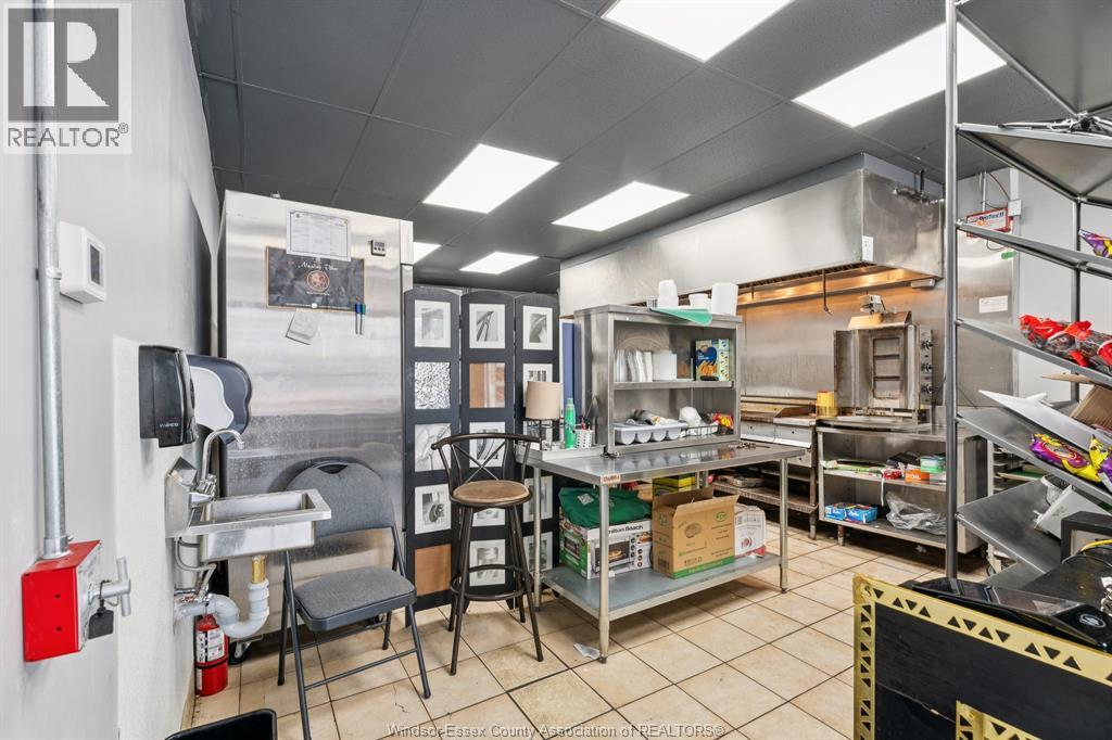 1602-1620 University Avenue West, Windsor, Ontario  N9B 1C2 - Photo 24 - 25029466