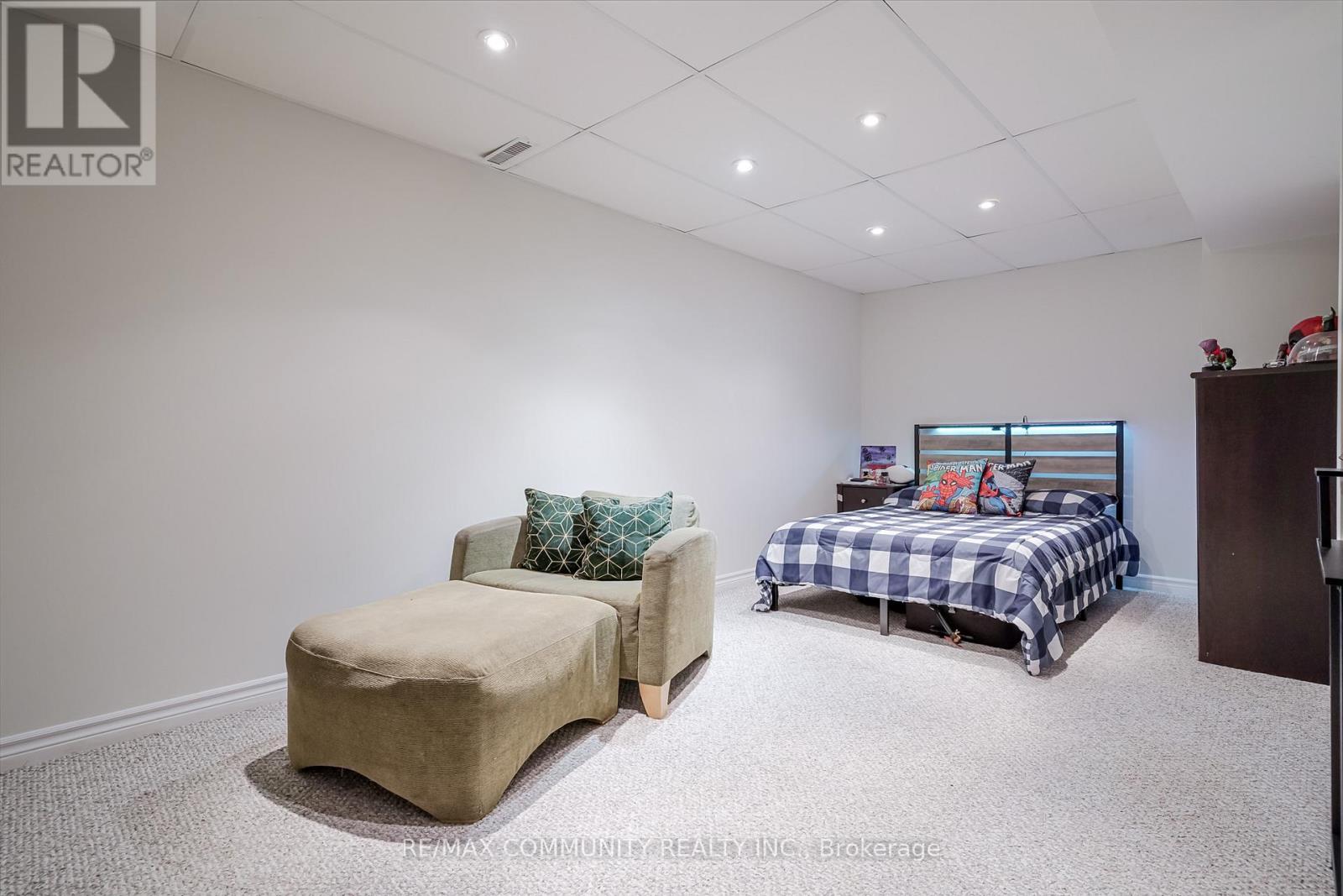 4 Edgerton Drive N, Clarington, Ontario  L1C 4S6 - Photo 49 - E12572298