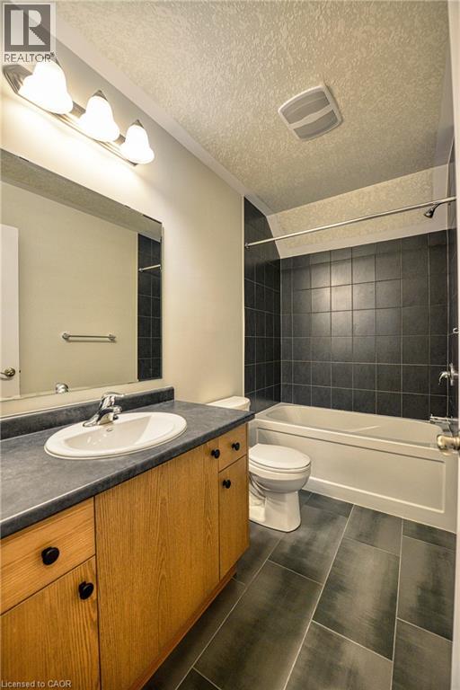 261 Woodbine Avenue Unit# 64, Kitchener, Ontario  N2R 0S7 - Photo 16 - 40790172