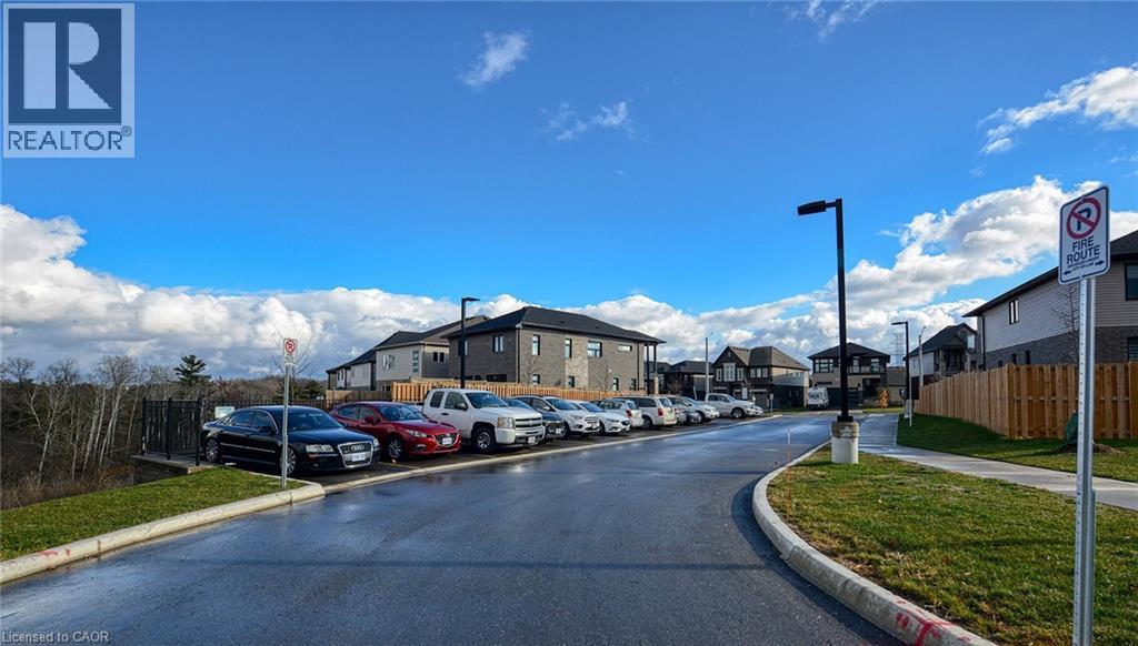 261 Woodbine Avenue Unit# 64, Kitchener, Ontario  N2R 0S7 - Photo 5 - 40790172