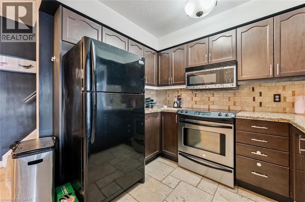 21 Brookfield Crescent, Kitchener, Ontario  N2E 0A6 - Photo 10 - 40790158