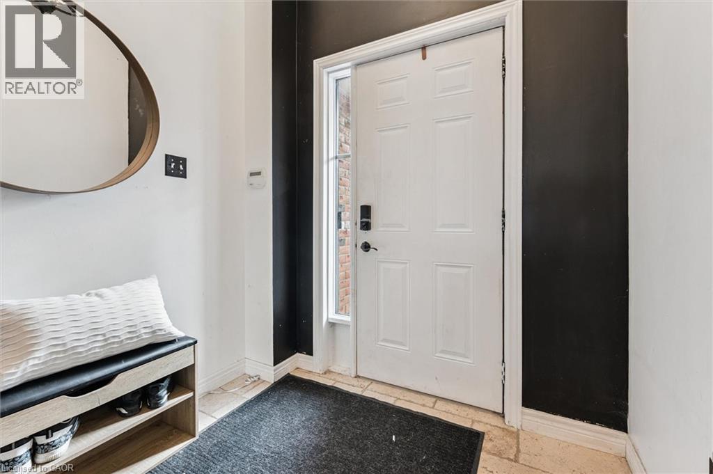 21 Brookfield Crescent, Kitchener, Ontario  N2E 0A6 - Photo 5 - 40790158