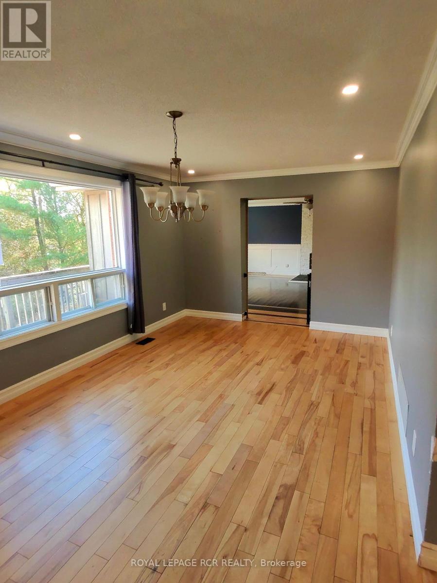 5 Church Street, Amaranth, Ontario  L9W 3Z1 - Photo 5 - X12452168