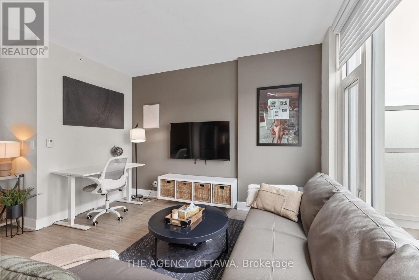 406 - 118 Holmwood Avenue, Ottawa, Ontario  K1S 5J5 - Photo 12 - X12497052