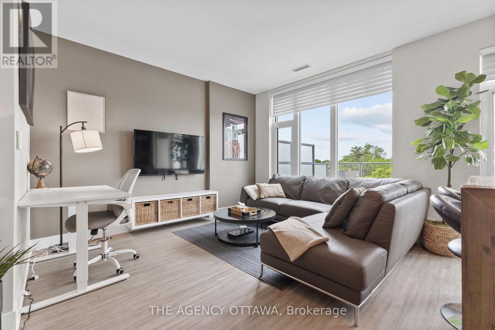 406 - 118 Holmwood Avenue, Ottawa, Ontario  K1S 5J5 - Photo 11 - X12497052