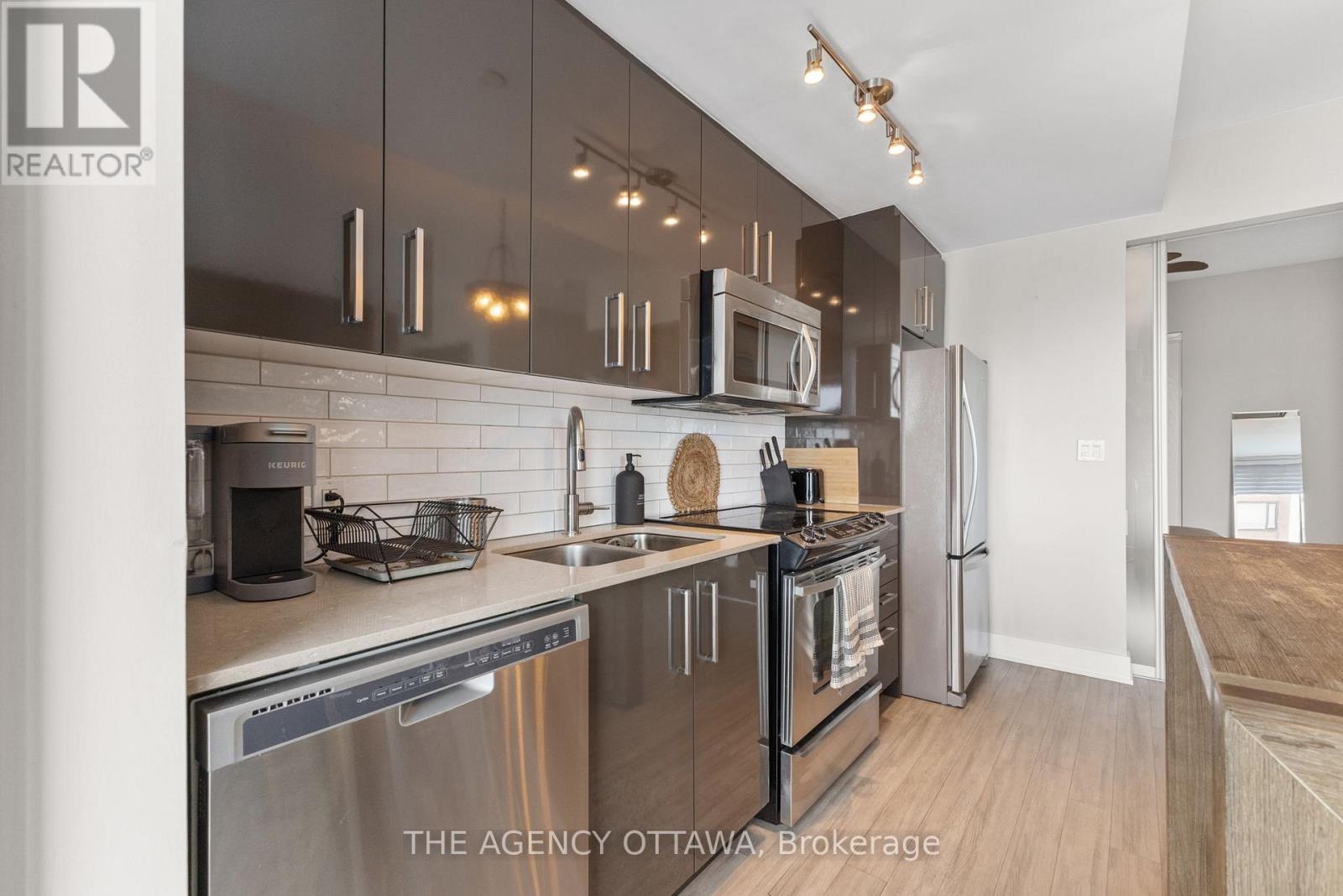 406 - 118 Holmwood Avenue, Ottawa, Ontario  K1S 5J5 - Photo 21 - X12497052