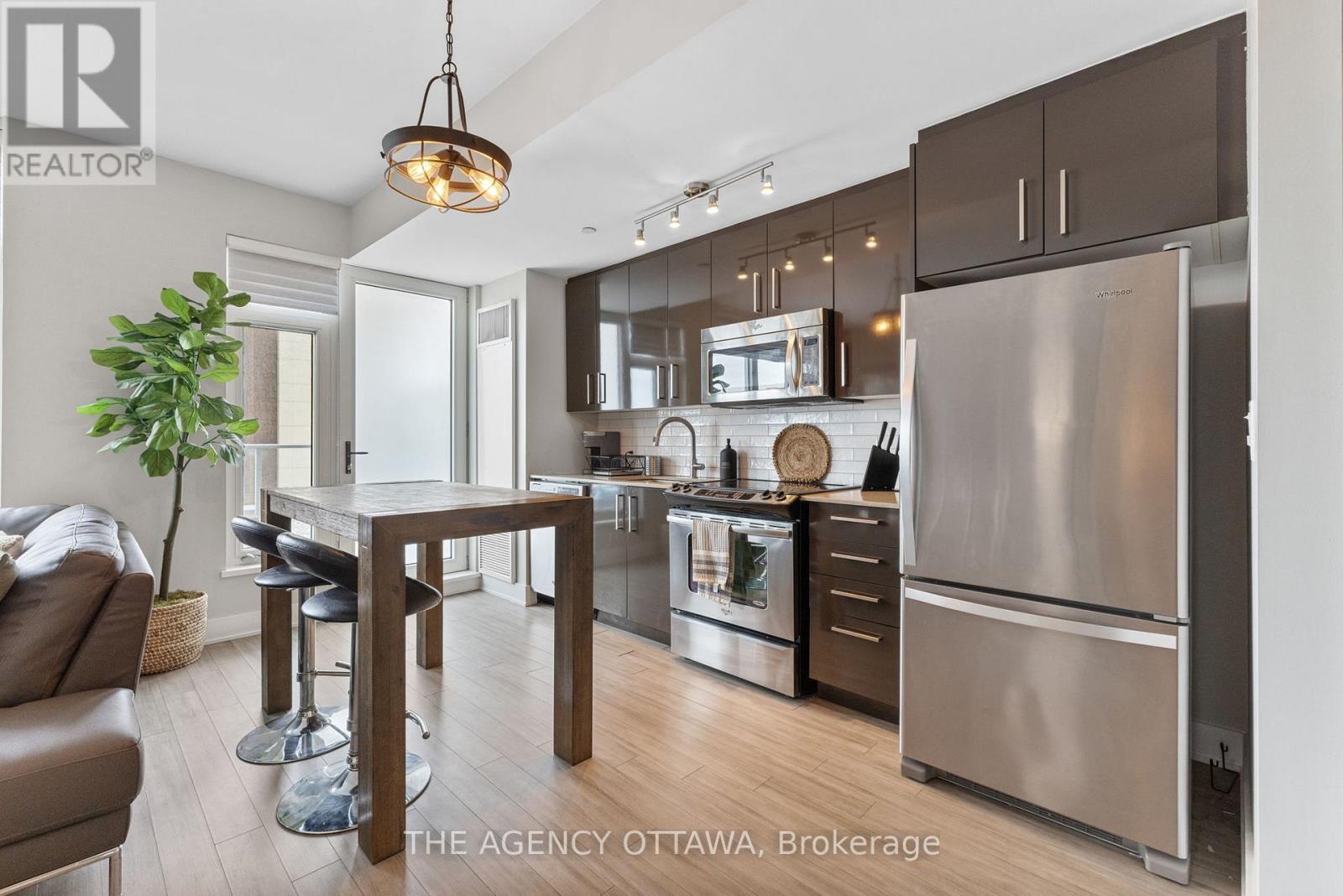 406 - 118 Holmwood Avenue, Ottawa, Ontario  K1S 5J5 - Photo 18 - X12497052