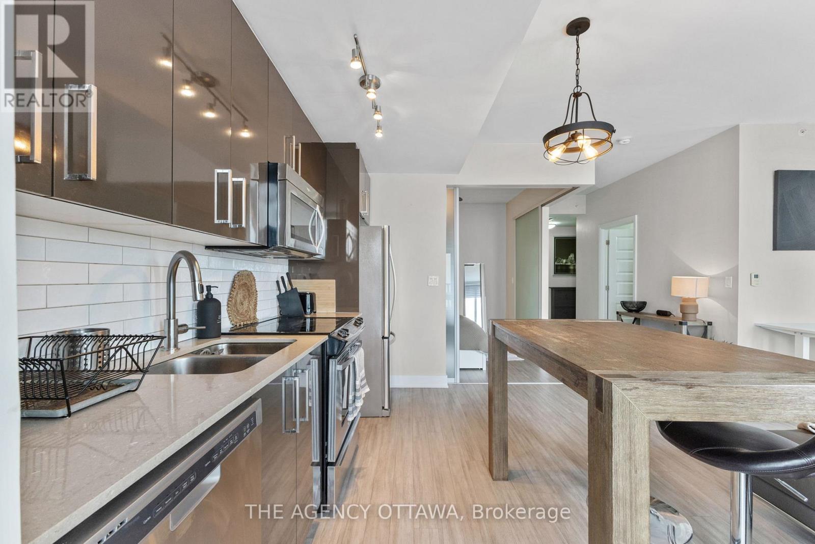 406 - 118 Holmwood Avenue, Ottawa, Ontario  K1S 5J5 - Photo 20 - X12497052