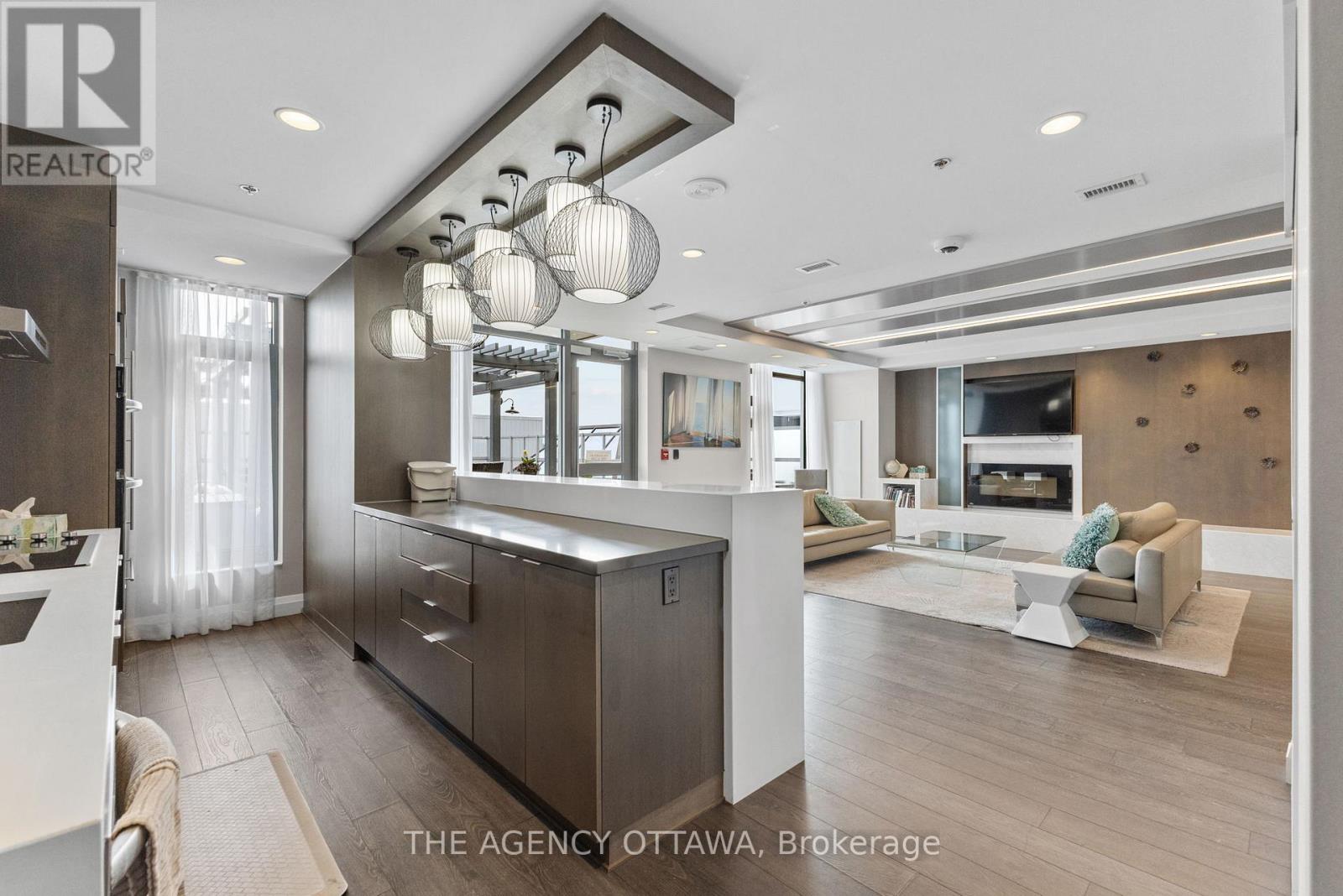 406 - 118 Holmwood Avenue, Ottawa, Ontario  K1S 5J5 - Photo 32 - X12497052