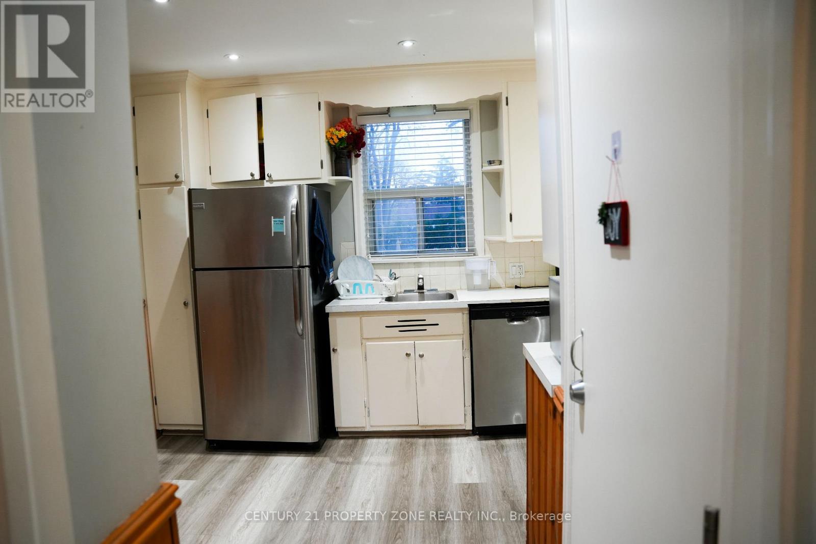 116 Elliot Street, Brampton, Ontario  L6Y 1W4 - Photo 24 - W12529774