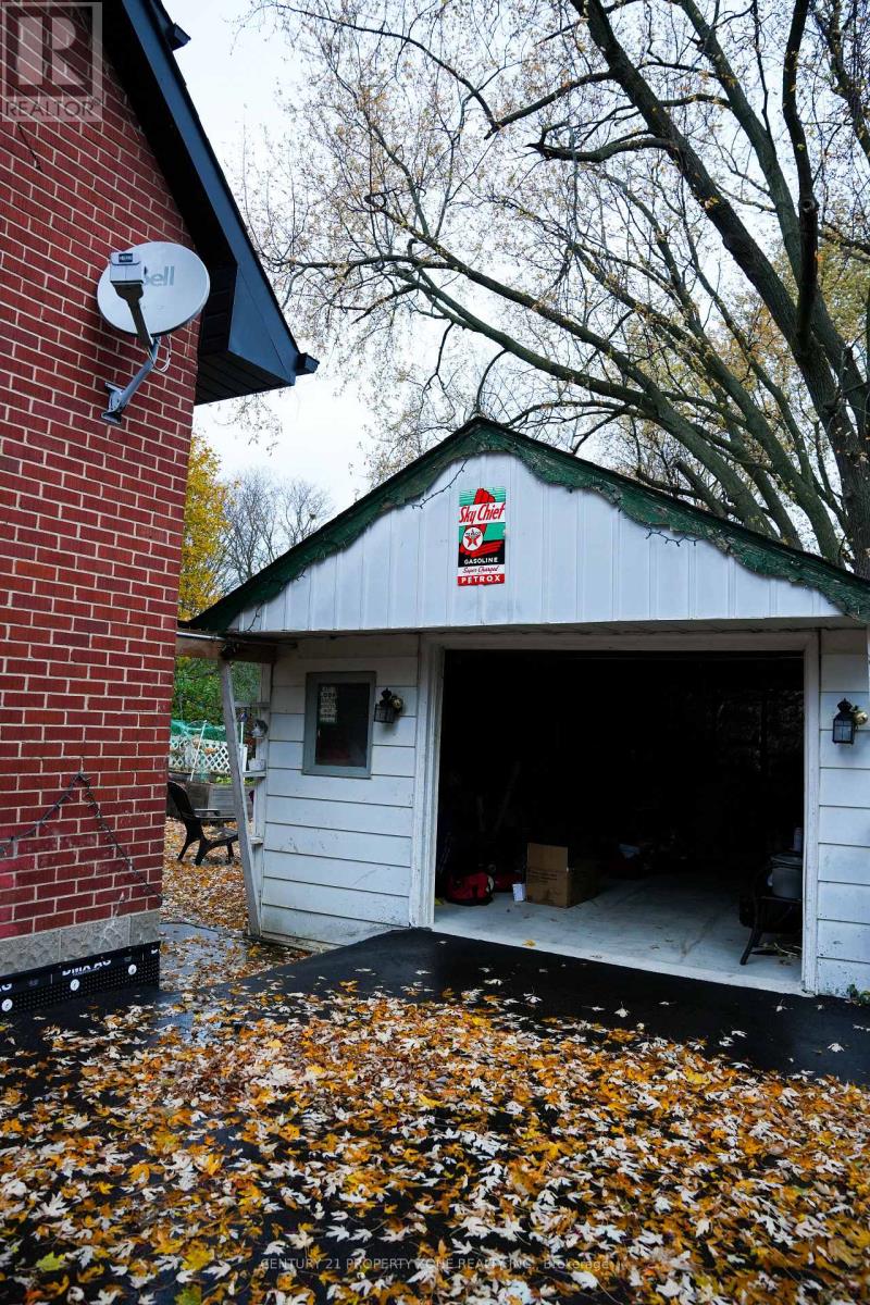 116 Elliot Street, Brampton, Ontario  L6Y 1W4 - Photo 39 - W12529774