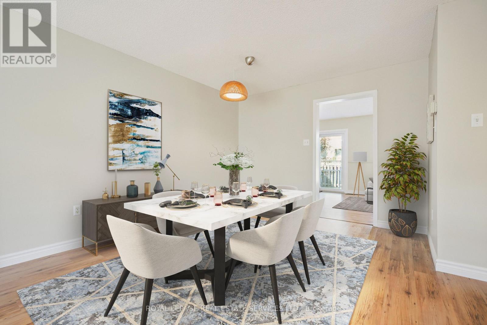 5025 Marjan Lane, Burlington, Ontario  L7L 6H9 - Photo 6 - W12562788