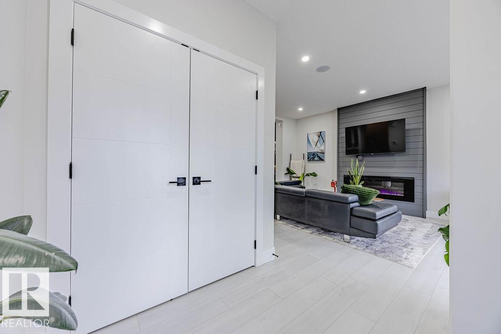 4 Chambery Cr, St. Albert, Alberta  T8T 2C1 - Photo 3 - E4466566