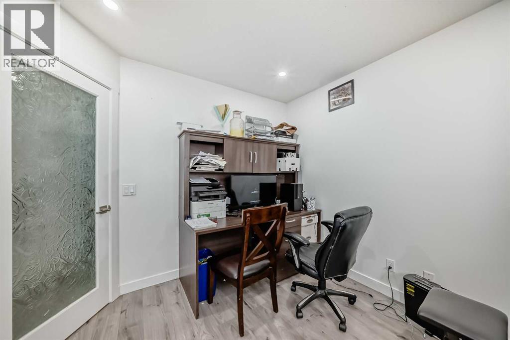 204 Coral Keys Green Ne, Calgary, Alberta  T3J 3K6 - Photo 12 - A2266309