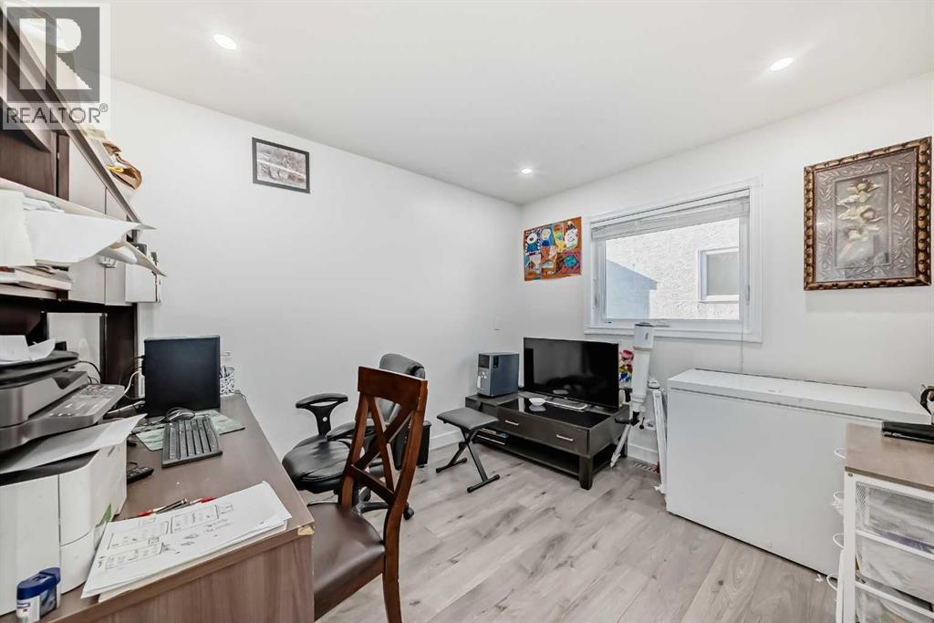 204 Coral Keys Green Ne, Calgary, Alberta  T3J 3K6 - Photo 11 - A2266309