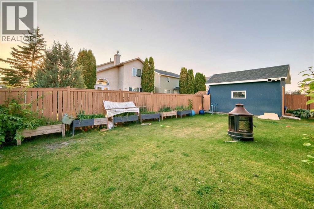 204 Coral Keys Green Ne, Calgary, Alberta  T3J 3K6 - Photo 38 - A2266309