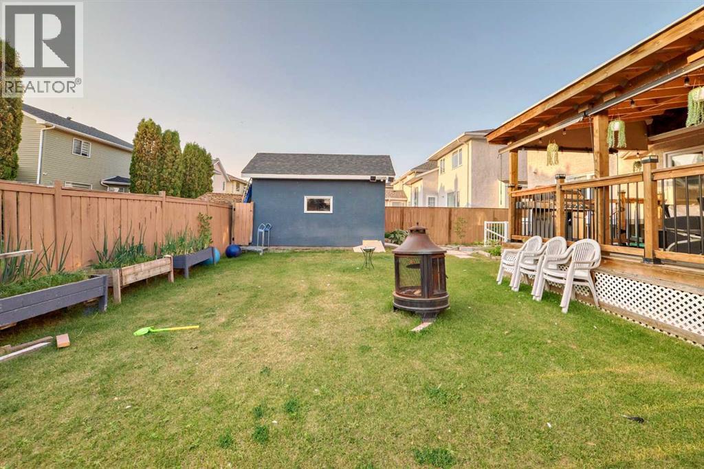 204 Coral Keys Green Ne, Calgary, Alberta  T3J 3K6 - Photo 39 - A2266309